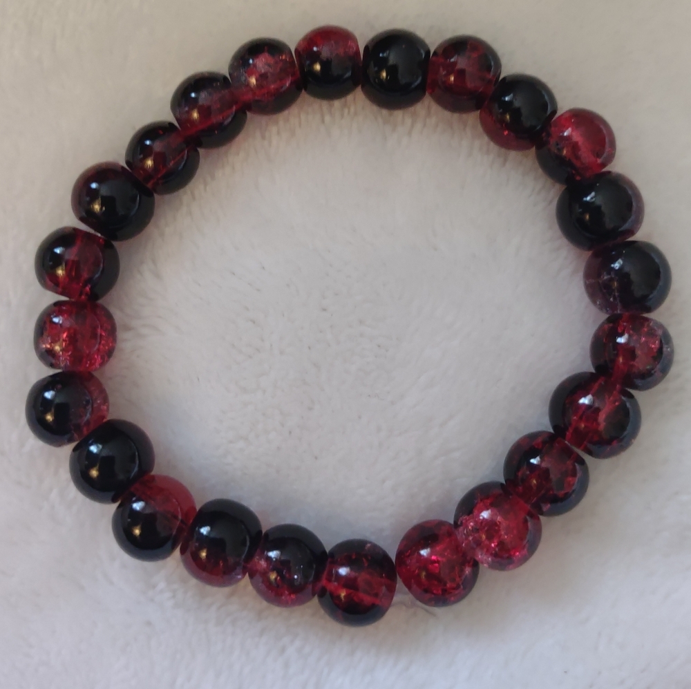 Glass bead bracelet